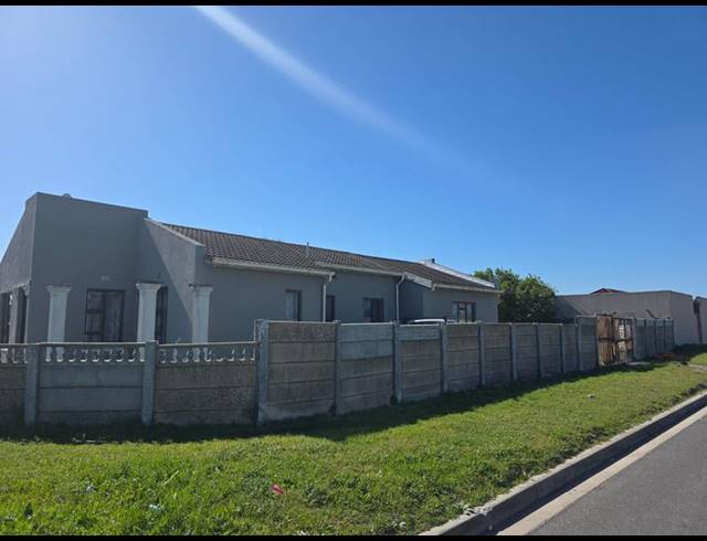 4 BEDROOM HOUSE FOR SALE IN MANDALAY